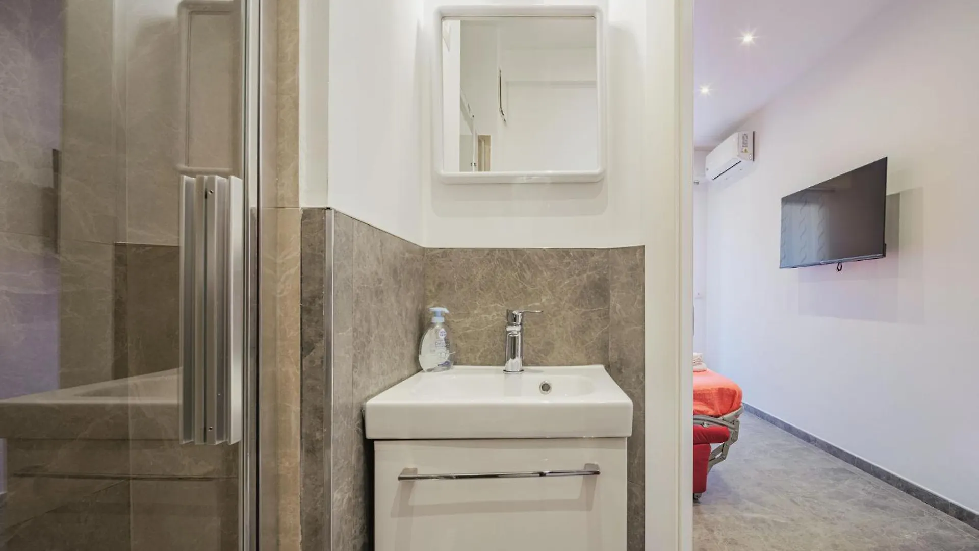 Studio Rosso By Interhome Rapallo